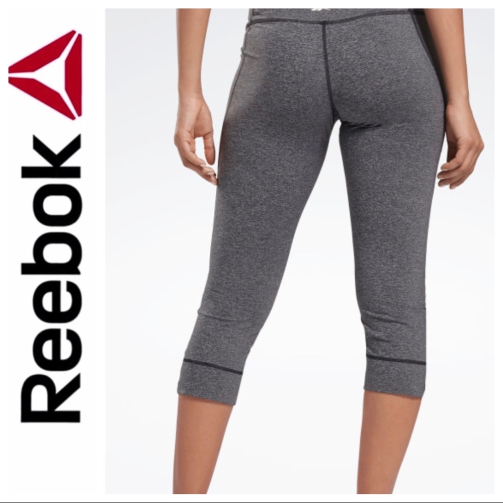 💕SALE💕 Reebok Gray Crop Leggings - Picture 2 of 11